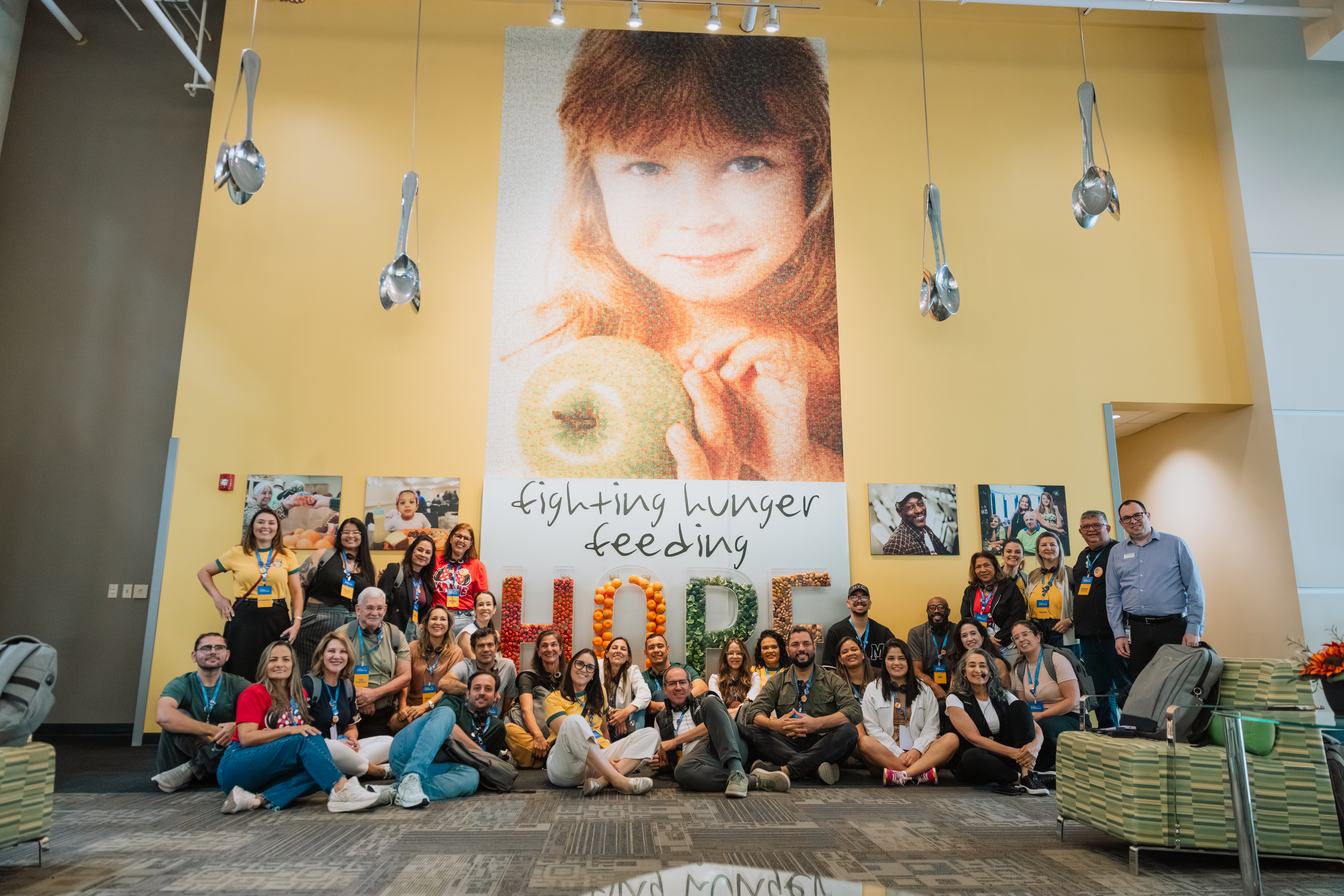 Grupo de líderes durante a Imersão Magia & Excelência em Orlando